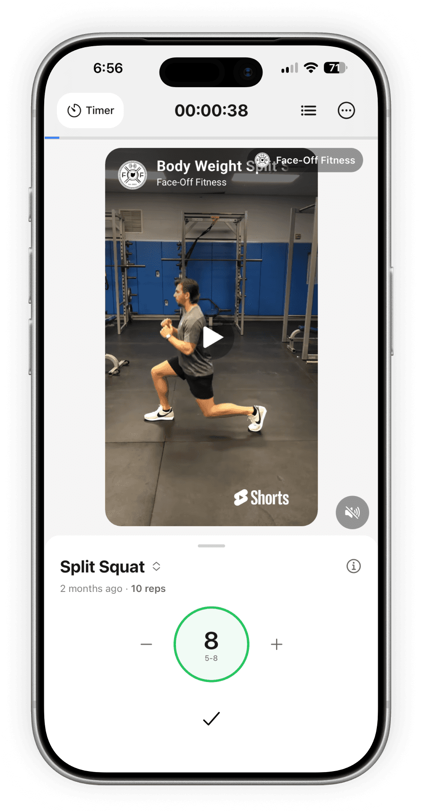 Fitloop workout player with an embedded demo video for the split squat